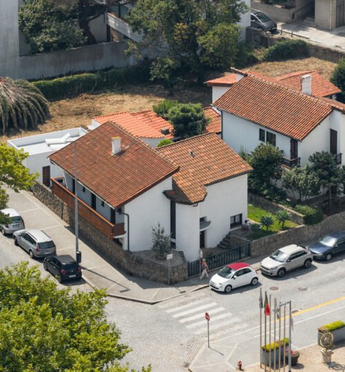 Moradia T4 com Quintal em Porto Alto